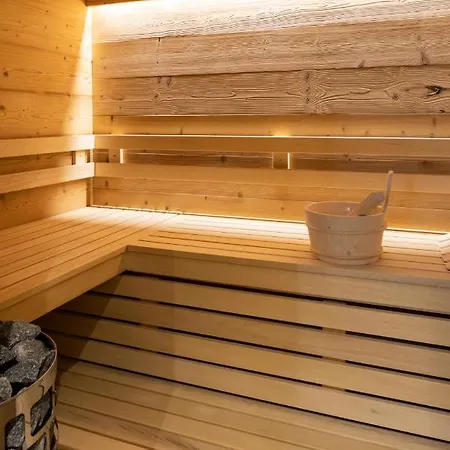 Horizon 180 4 Etoiles Sauna Chalet *